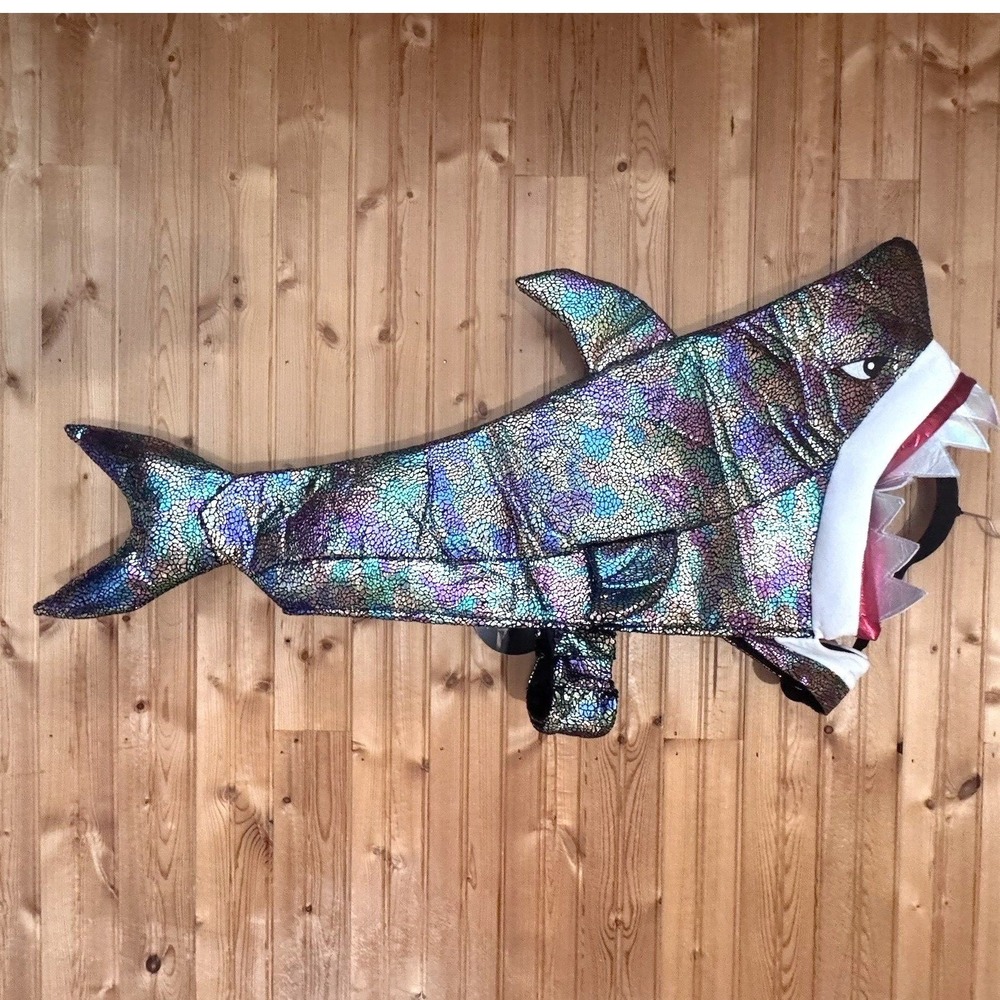 Thrills & Chills Dog Costume Shark Size Large NWT Halloween Sparkly Big Teeth
